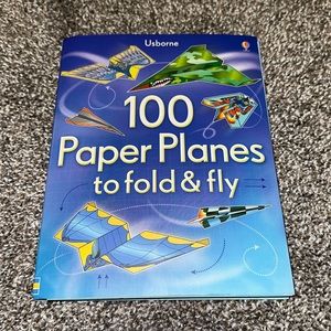 Usborne 100 Paper Planes to fold and fly book